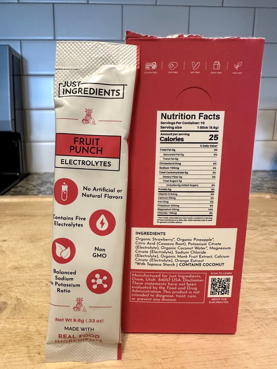 Just Ingredients Fruit Punch Electrolytes box Nutrition Facts panel: 1 stick 9.6 g, 25 calories, sodium 100 mg, potassium 300 mg, magnesium 50 mg, calcium 50 mg, chloride 145 mg, total sugars 3 g with 0 g added